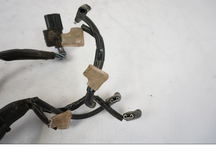 Vänster sida på Tändspolekablage från en Honda CRF 1000 Africa Twin -2016 motorcykel.