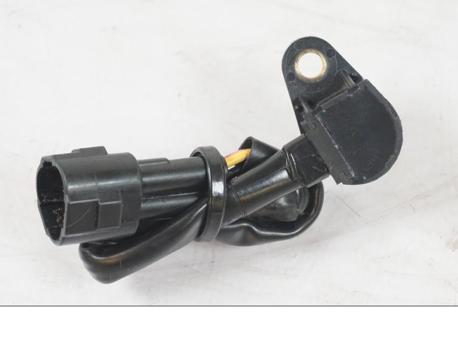 Snett uppifrån på Hastighetsgivare från en Kawasaki ZZ-R 1400 -2009 motorcykel.