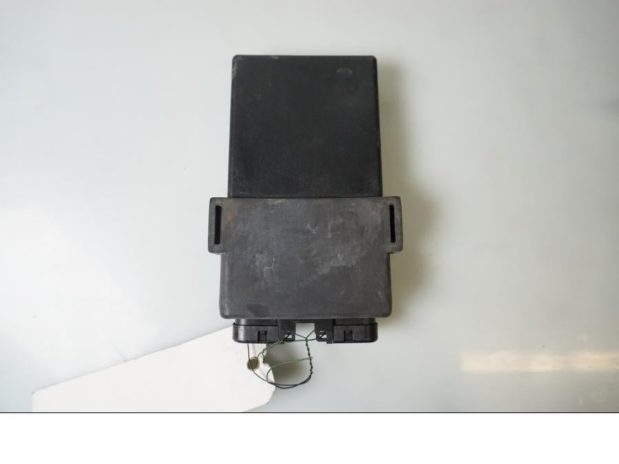 Baksidan på CDI / ECU från en Honda VTR 1000 F -1997 motorcykel.