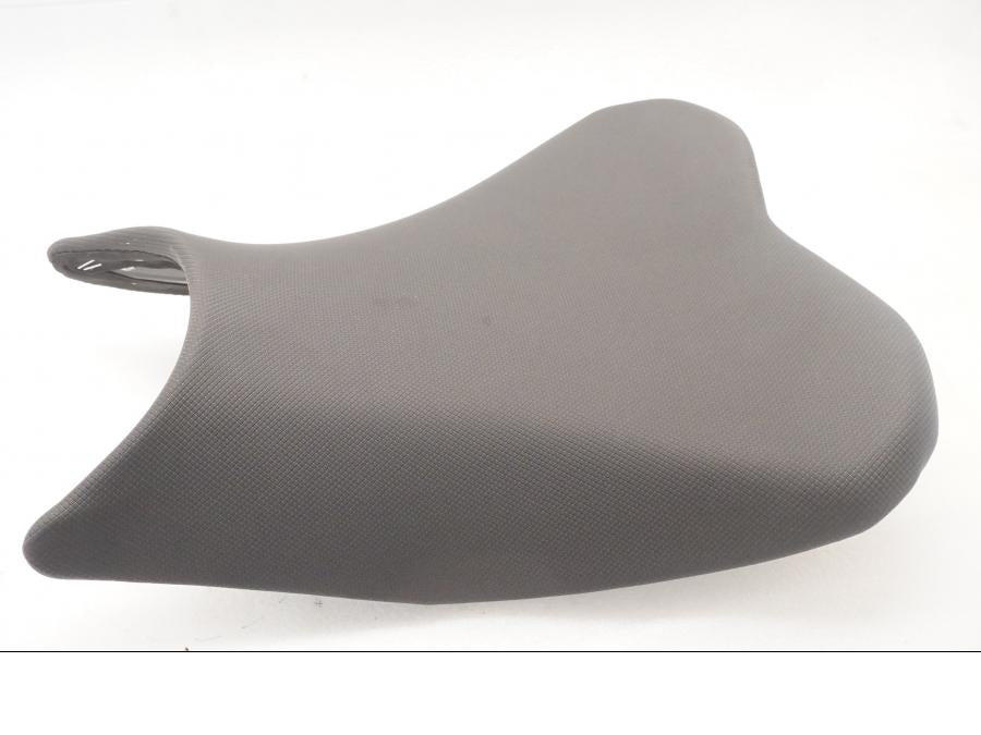 Höger sida pÄ Sadel frÄn en Kawasaki Z 400 -2020 motorcykel.