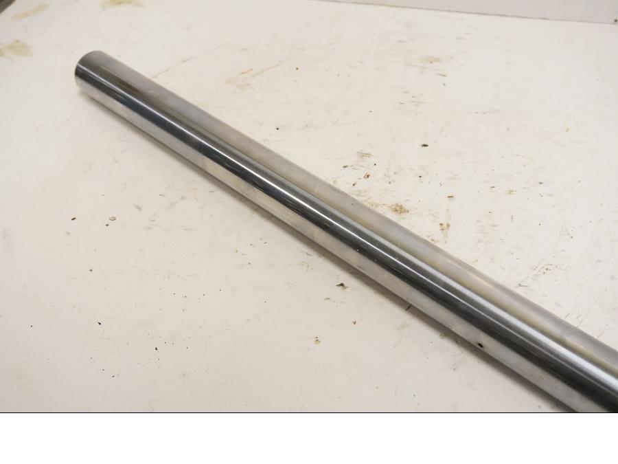 Höger sida på Gaffelben från en BMW K 1200 RS -2002 motorcykel.