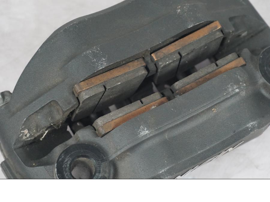 Extrabild4 på Bromsok från en Kawasaki GTR 1400 -2008 motorcykel.