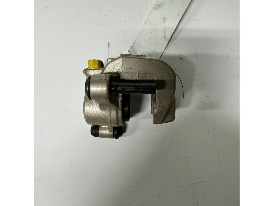 Höger sida på Bromsok från en Honda CBR 1000 RR -2007 motorcykel.