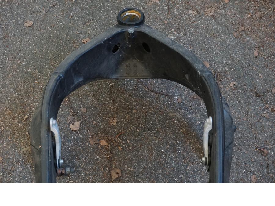 Snett uppifrån på Ram från en Yamaha YZF 1000 R1 -2009 motorcykel.