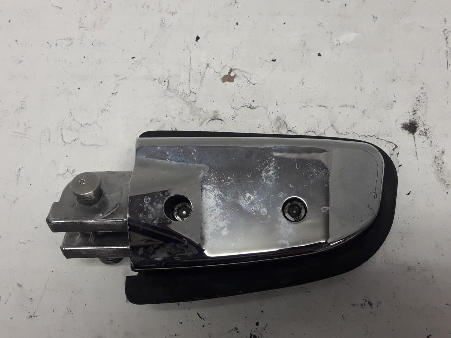 Baksidan på Fotpinne från en BMW K 1200 LT -2006 motorcykel.