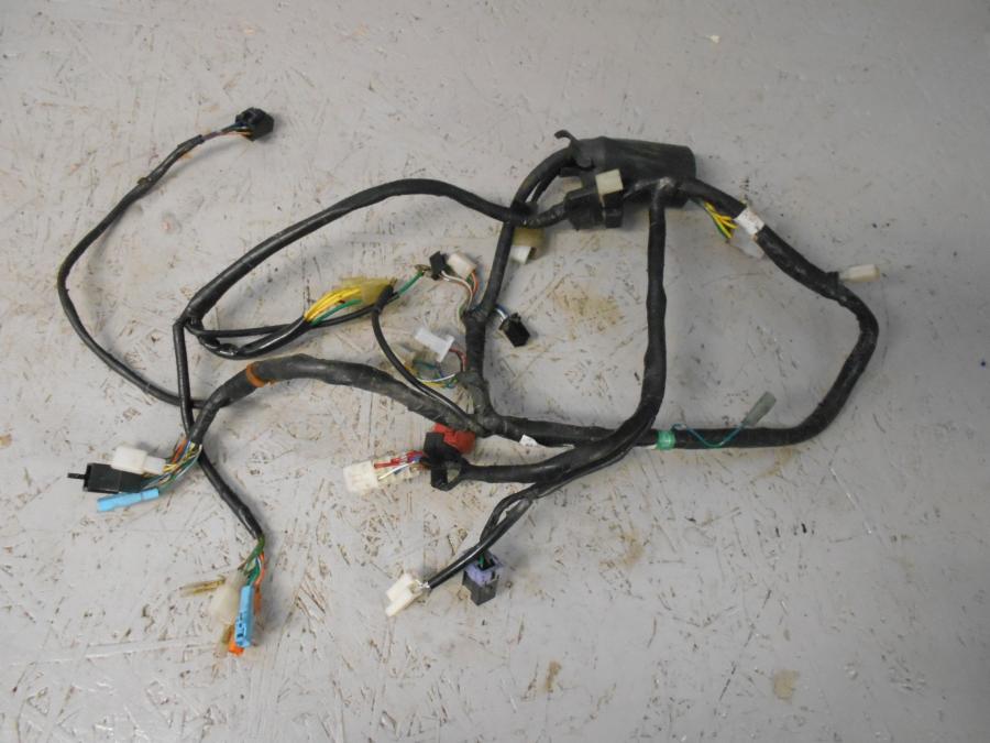 Framsidan på Kabelstam från en Honda CBR 125 R -2006 motorcykel.