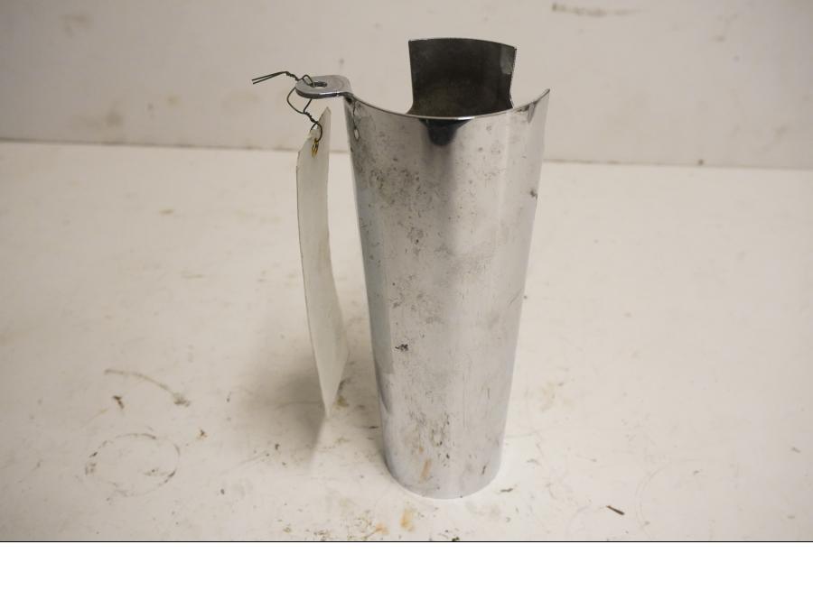 Baksidan på Gaffelbendekor från en Kawasaki VN 1500 -1999 motorcykel.