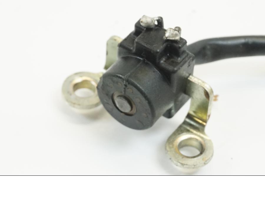 Vänster sida på Tändpickup från en Yamaha YZF R6 -1999 motorcykel.