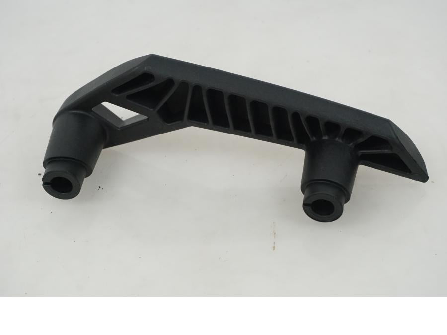 Baksidan på Passagerarhandtag från en KTM 690 Enduro -2023 motorcykel.