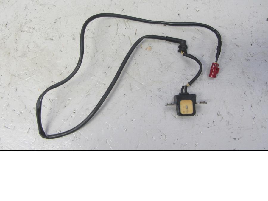 Framsidan på Tändpickup från en Honda CB 1000 R -2010 motorcykel.