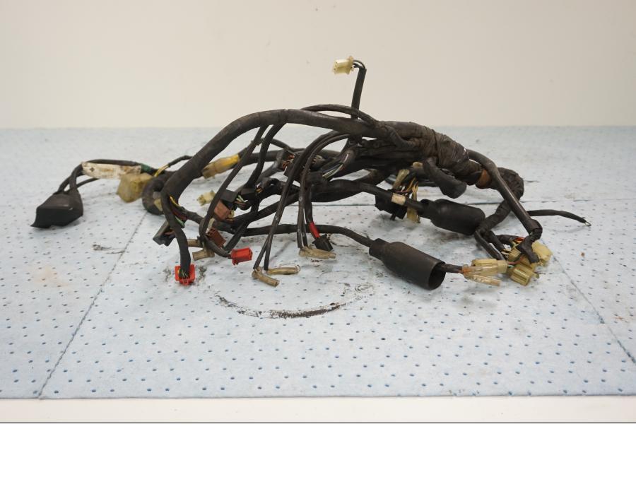 Framsidan på Kabelstam från en Honda GL 1200 -1987 motorcykel.