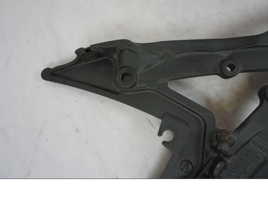 Extrabild4 pÄ FotpinnefÀste frÄn en Kawasaki ER-6N -2008 motorcykel.