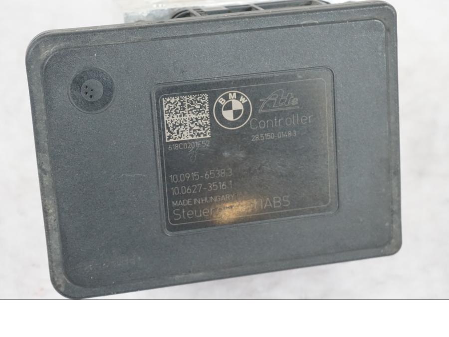 Extrabild2 på ABS Modulator från en BMW R 1250 GS -2019 motorcykel.