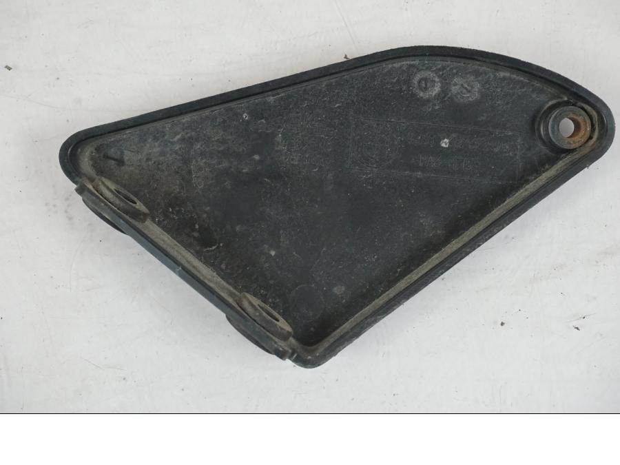 Baksidan på Sidopanel från en BMW F 800 GS -2008 motorcykel.