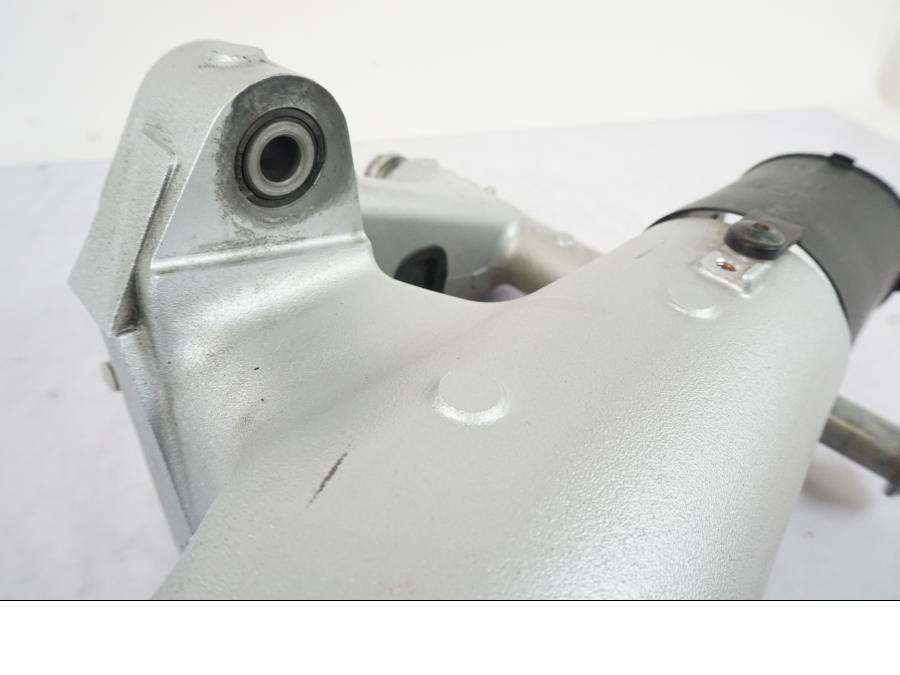 Extrabild3 på Sving från en Honda VFR 1200 -2010 motorcykel.