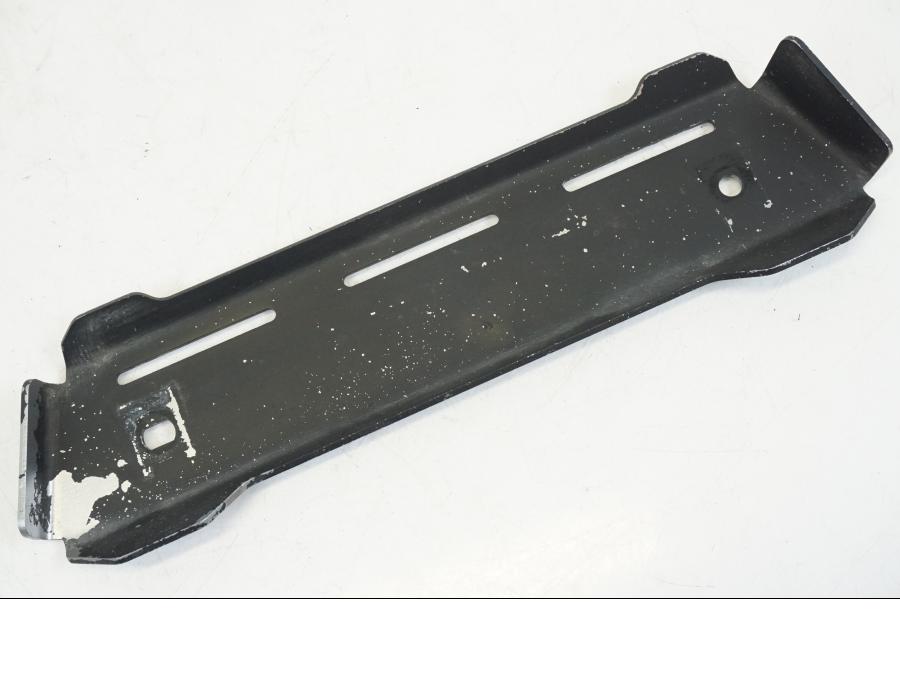 Vänster sida på Kylarvinge från en Yamaha XSR 700 -2016 motorcykel.