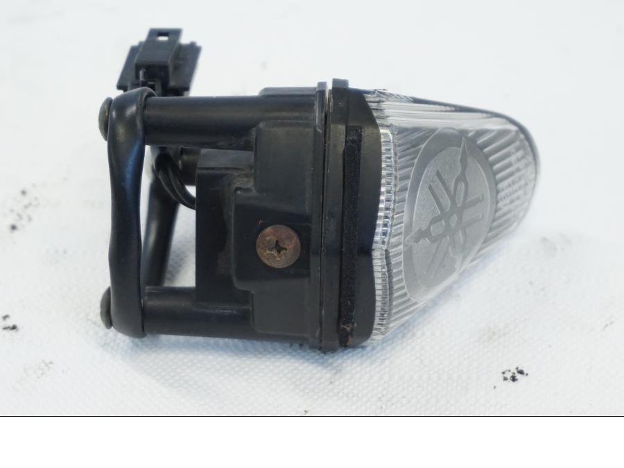 Extrabild1 på Positionsljus från en Yamaha YZF R6 -2006 motorcykel.