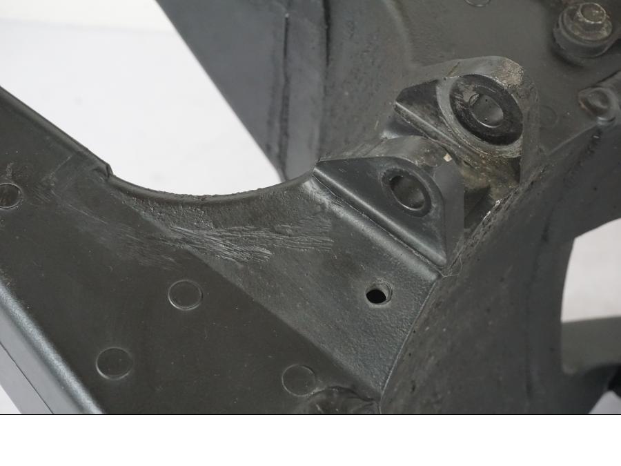 Extrabild6 på Sving från en Suzuki GSX-R 600 -2007 motorcykel.