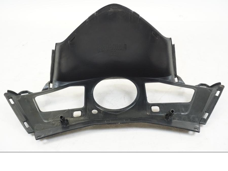 Vänster sida på Instrumentkåpa från en Honda VFR 800 -2003 motorcykel.