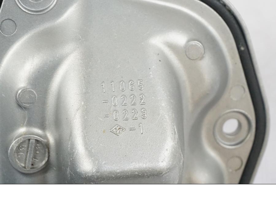 Höger sida på Luftburkskåpa från en Kawasaki ZZ-R 1400 -2009 motorcykel.