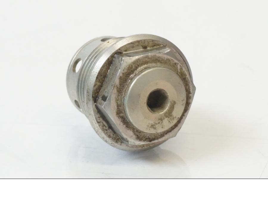 Snett uppifrån på Kamkedjesträckare från en KTM 1190 Adventure -2015 motorcykel.