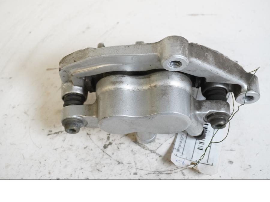 Höger sida på Bromsok från en Yamaha XVS 1100 -2001 motorcykel.