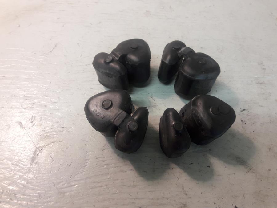 Framsidan på Ryckutjämnare från en Honda CBR 125 R -2008 motorcykel.