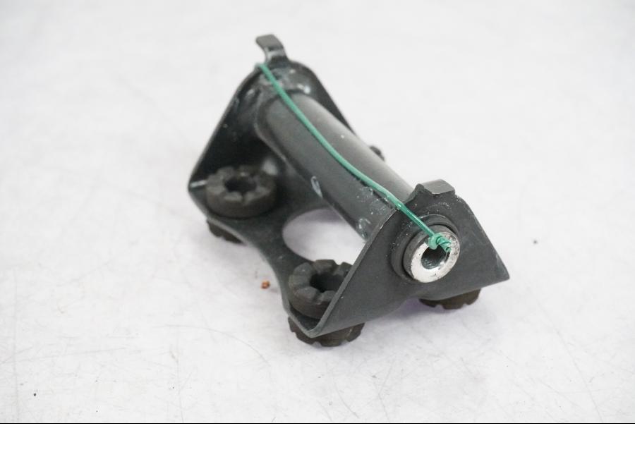 Höger sida på Bensintankfäste från en Suzuki GSX-R 1000 -2008 motorcykel.