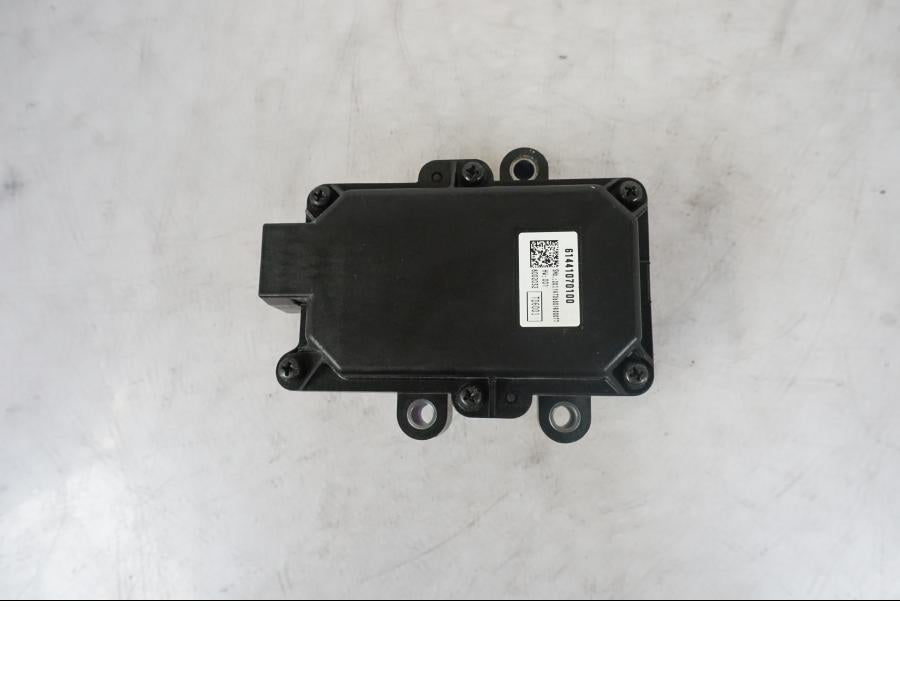 Extrabild2 på Avgasspjällmotor från en KTM 1290 Super Duke R -2021 motorcykel.