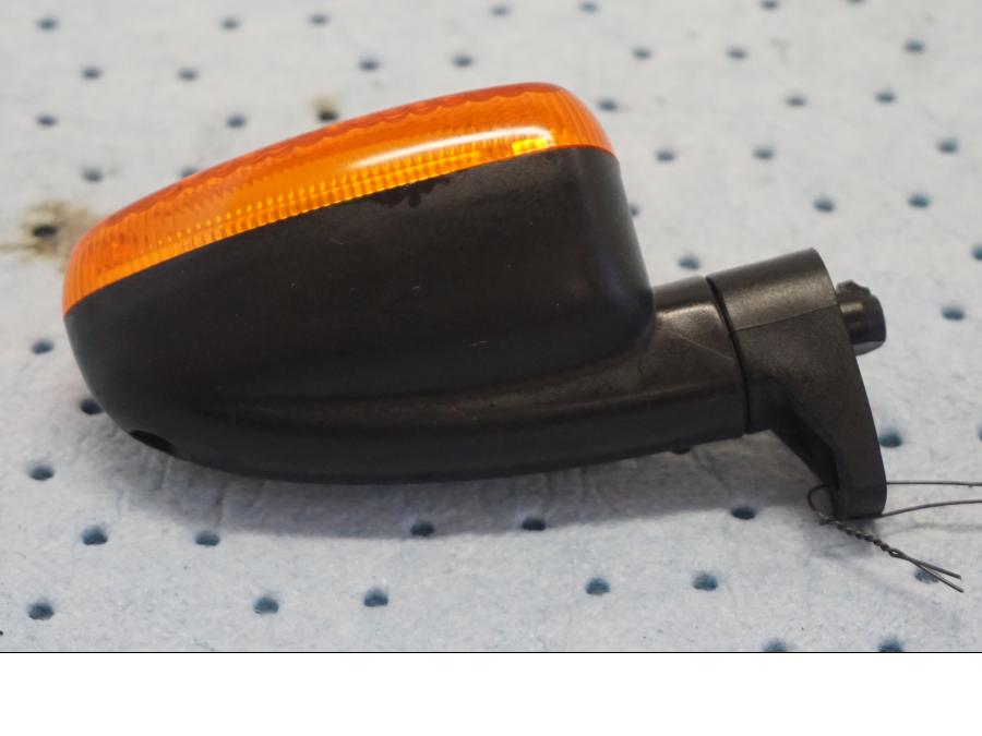 Baksidan på Blinkers från en BMW F 800 ST -2007 motorcykel.