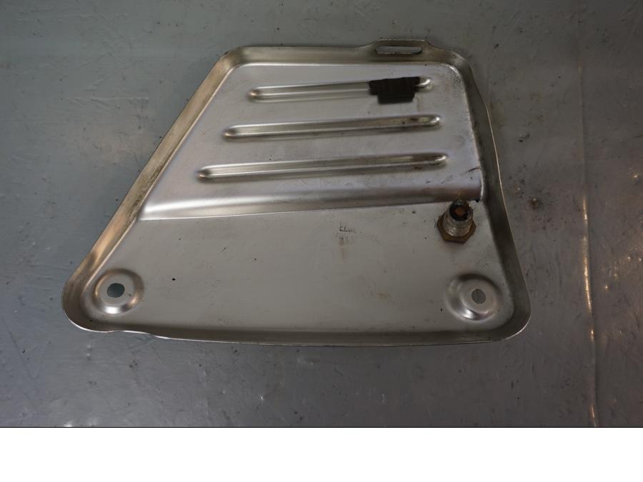 Höger sida på Sidopanel från en Yamaha V-MAX 1200 -2001 motorcykel.