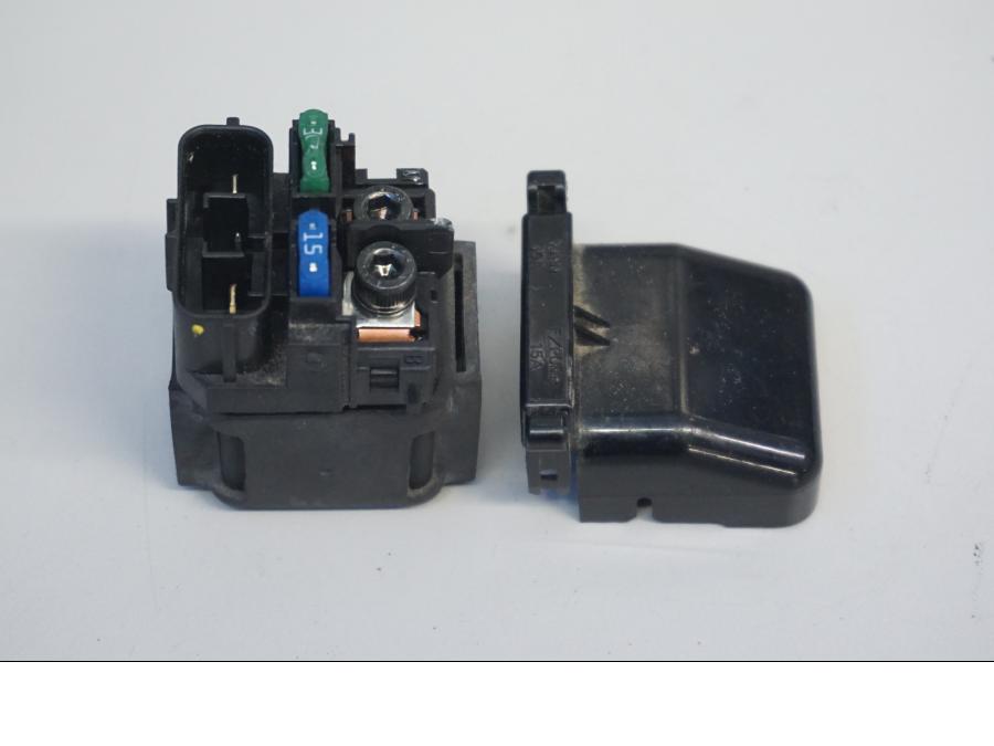 Framsidan pÄ StartrelÀ frÄn en Kawasaki Versys 1000 -2015 motorcykel.