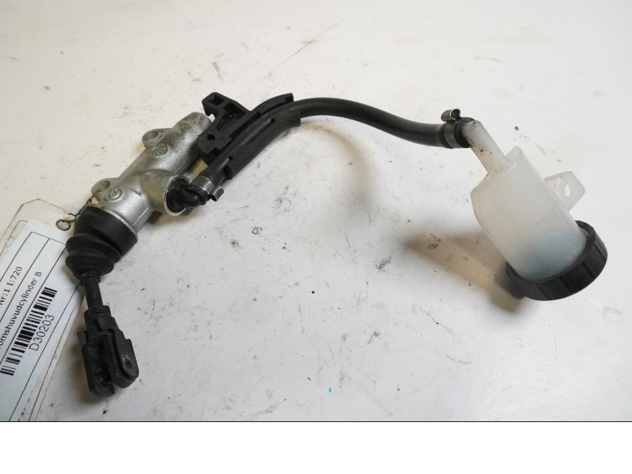 Vänster sida på Bromshuvudcylinder från en BMW F 800 R -2010 motorcykel.