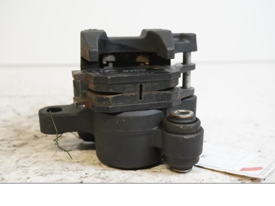 Höger sida på Bromsok från en Triumph Daytona 675 -2010 motorcykel.