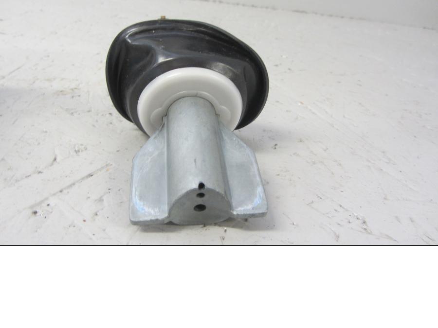 Höger sida på Förgasartrottel från en Kawasaki ZZR 1100 -1995 motorcykel.