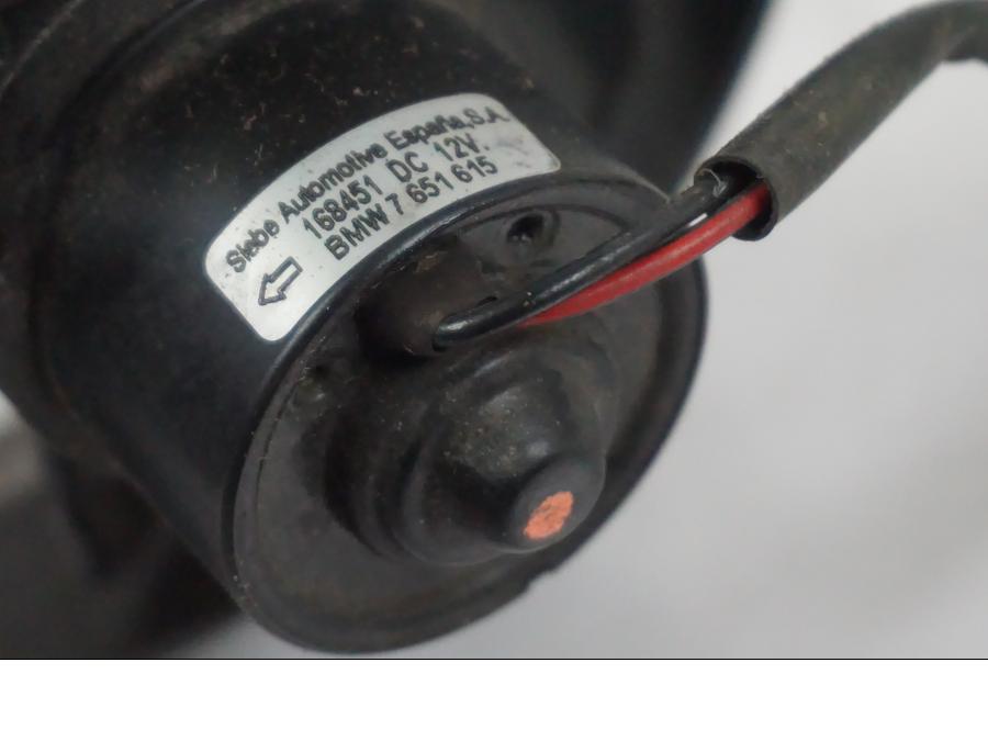 Extrabild4 på Vattenkylfläkt från en BMW F 650 CS -2002 motorcykel.