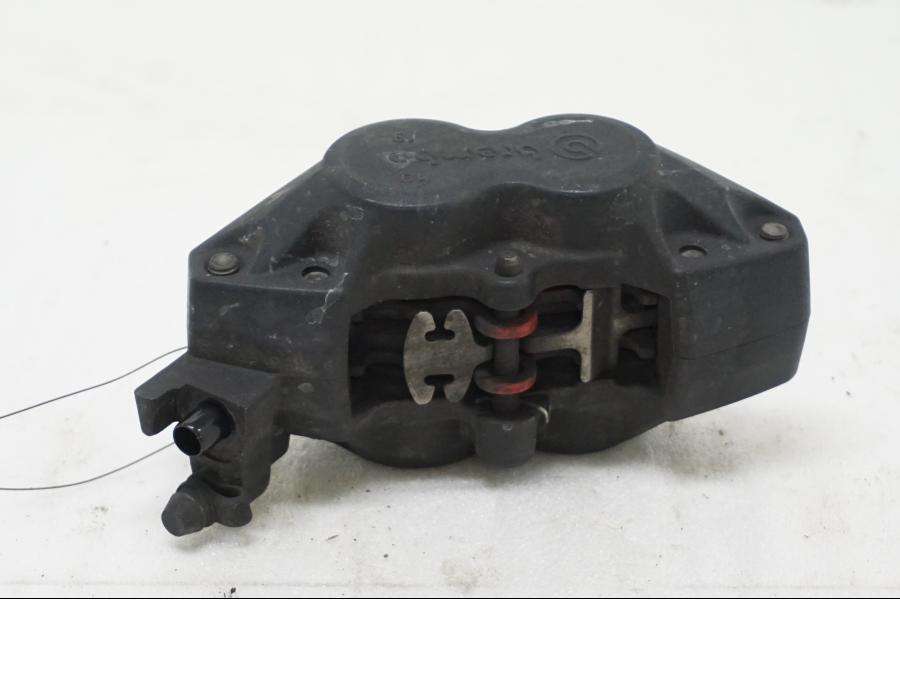 Höger sida på Bromsok från en BMW R 1200 GSA -2011 motorcykel.