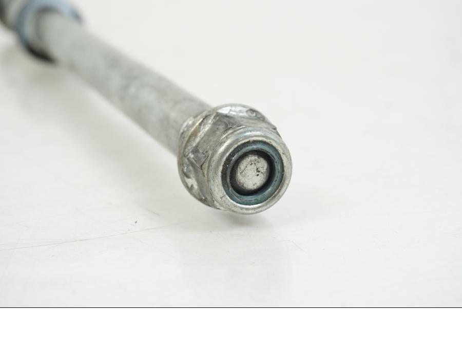 Extrabild2 på Axel från en Suzuki GSX 600 F -1998 motorcykel.