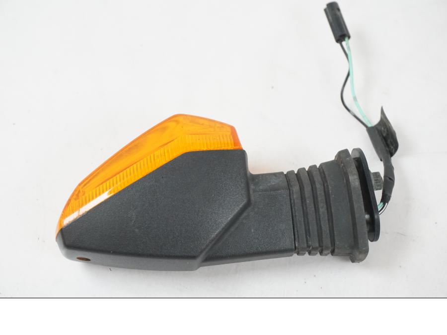 Höger sida på Blinkers från en Suzuki SV 650 S -2005 motorcykel.