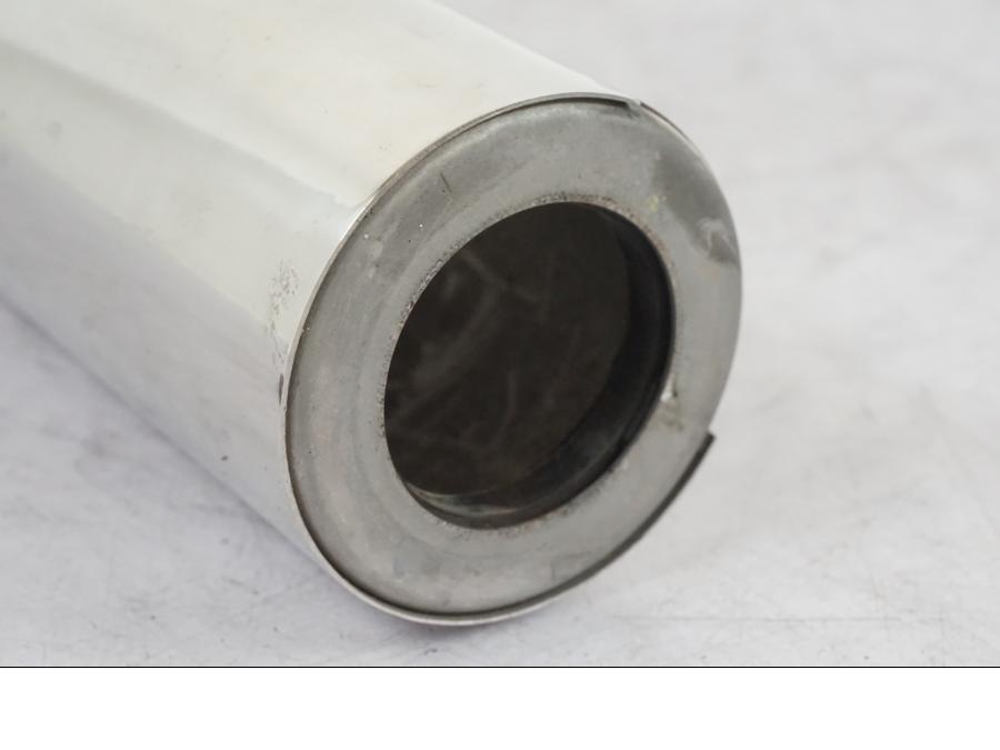 Höger sida på Gaffeldekorrör från en Suzuki VL 800 -2002 motorcykel.