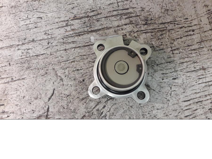 Baksidan på Kopplingslavcylinder från en BMW K 1200 S -2010 motorcykel.