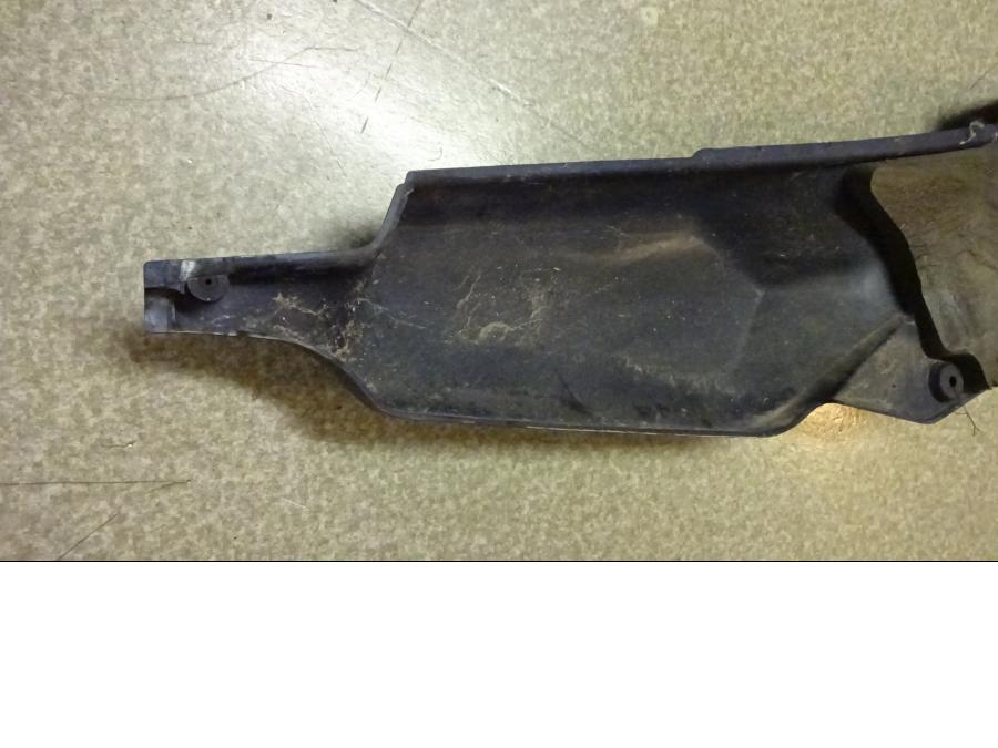 Vänster sida på Sidopanel från en Kawasaki KLE 500 -2001 motorcykel.