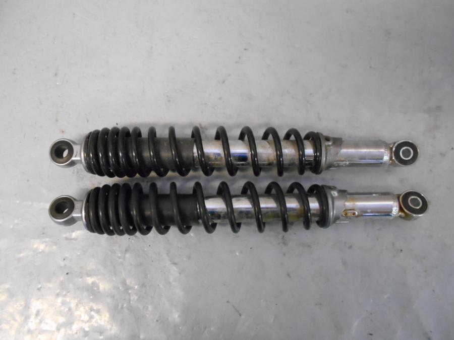 Framsidan på Stötdämpare från en Yamaha YS 125 -2017 motorcykel.