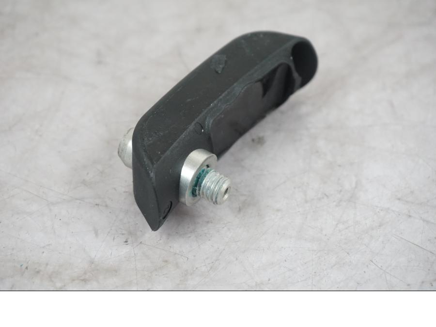 Höger sida på RDC Sensor från en BMW F 800 R -2018 motorcykel.