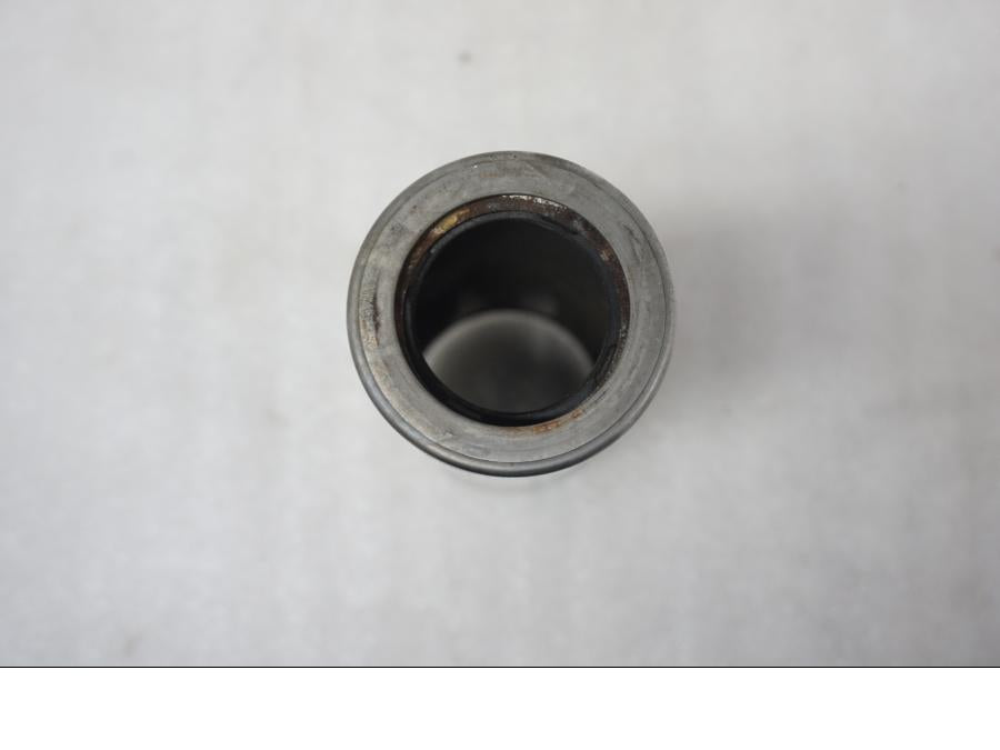 Snett uppifrÄn pÄ Gaffelbendekor frÄn en Suzuki VL 800 -2004 motorcykel.