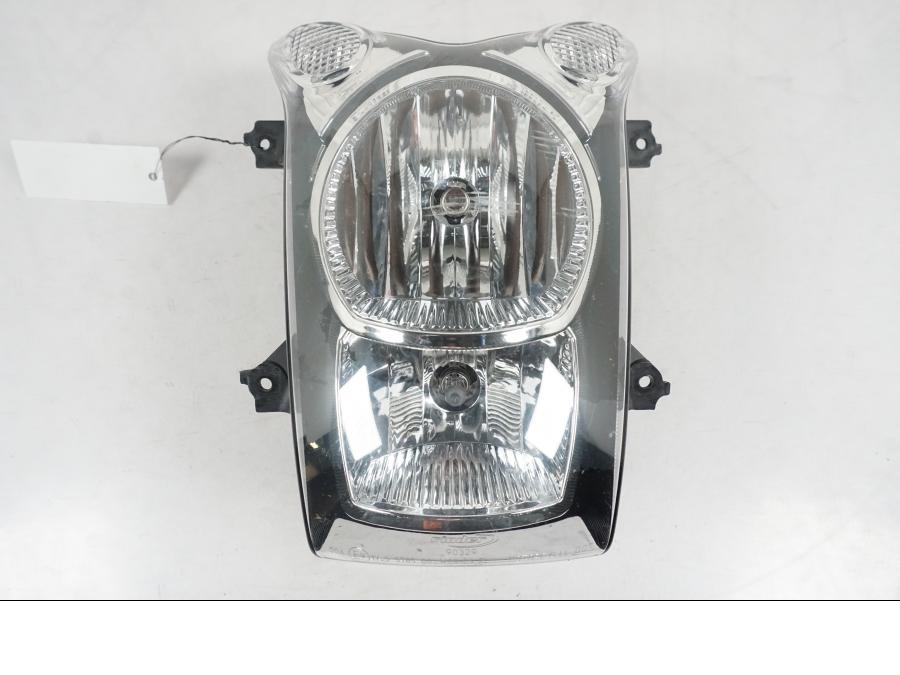Framsidan på Strålkastare från en Kawasaki ER-6N ABS -2010 motorcykel.