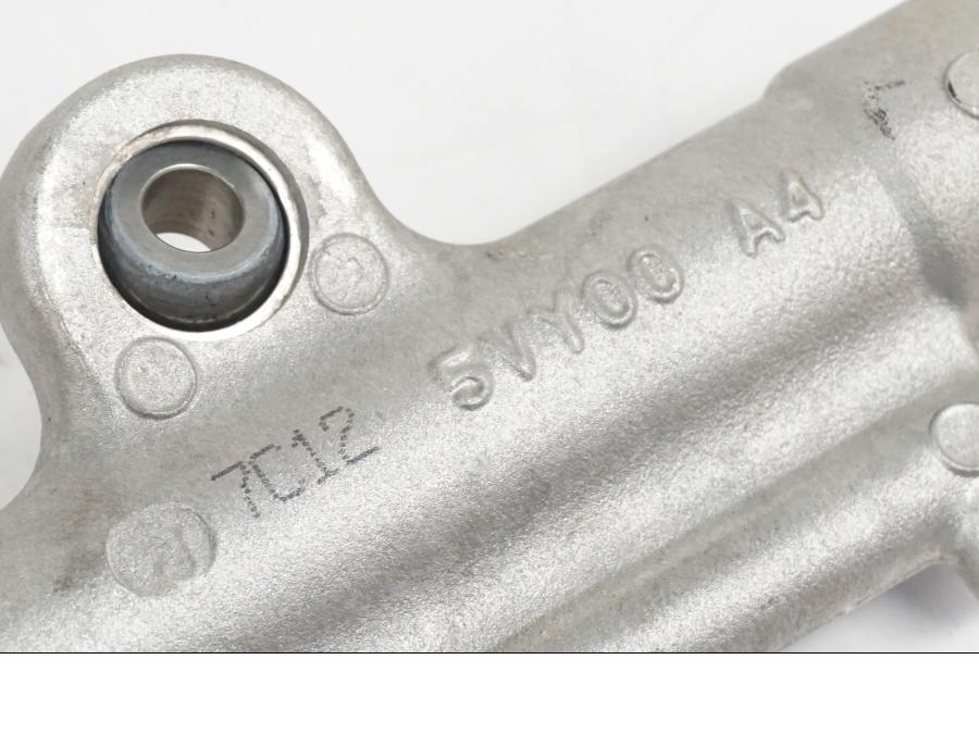 Extrabild1 på Styrdämpare från en Yamaha YZF 1000 R1 -2007 motorcykel.