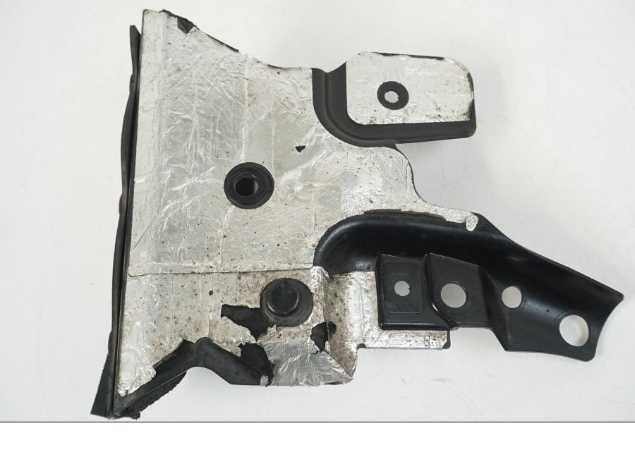 Extrabild2 på Värmeskydd från en Yamaha YZF 1000 R1 -2007 motorcykel.