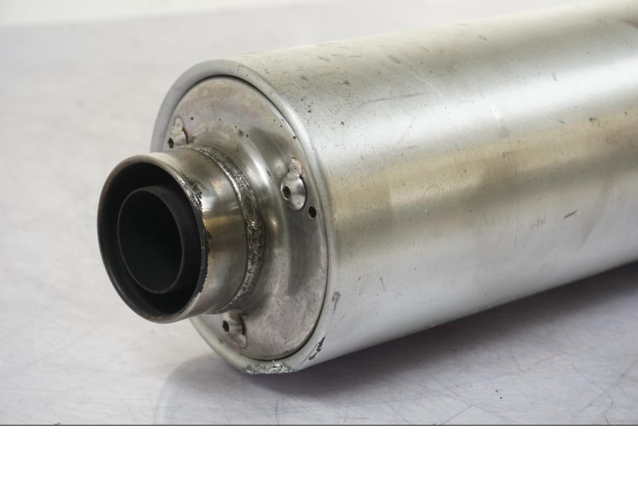 Extrabild6 på Ljuddämpare från en Suzuki GSX 1300 RX -1999 motorcykel.