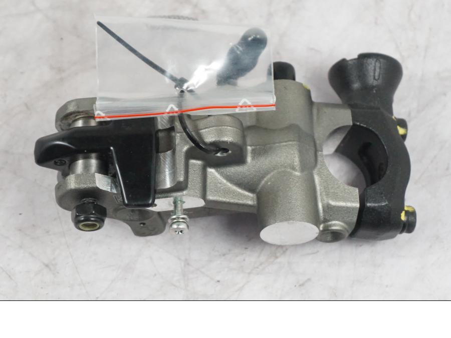 Extrabild1 på Bromshuvudcylinder från en Ducati Multistrada V4 -2024 motorcykel.